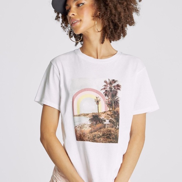 Wildfox Rainbow Coast Keke Tee - Picture 1 of 12